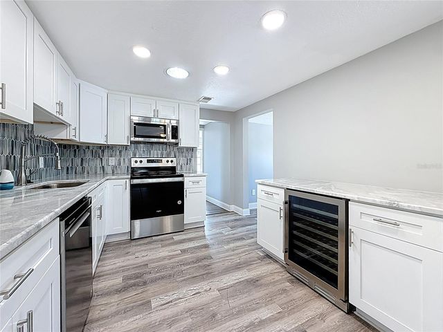 1125 MICHIGAN DRIVE N, Dunedin, FL 34698