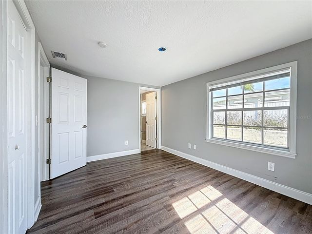 1125 MICHIGAN DRIVE N, Dunedin, FL 34698