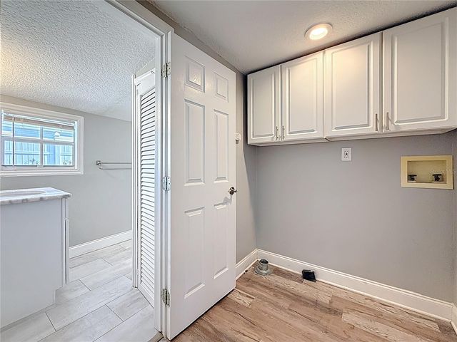 1125 MICHIGAN DRIVE N, Dunedin, FL 34698