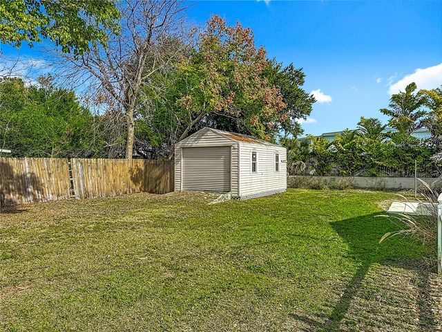 1125 MICHIGAN DRIVE N, Dunedin, FL 34698