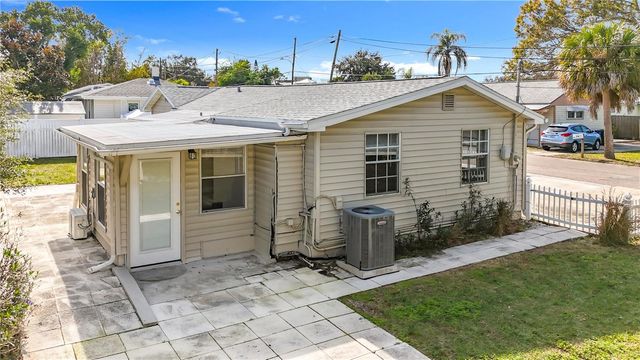 1125 MICHIGAN DRIVE N, Dunedin, FL 34698