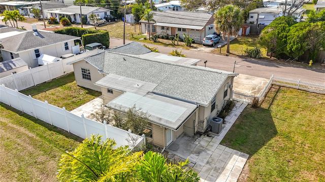 1125 MICHIGAN DRIVE N, Dunedin, FL 34698