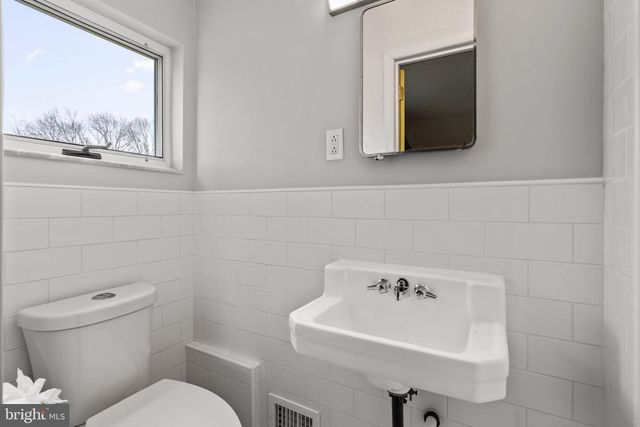 42 LINCOLN, Conshohocken, PA 19428