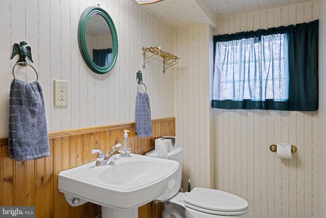 42 LINCOLN, Conshohocken, PA 19428