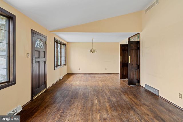 42 LINCOLN, Conshohocken, PA 19428