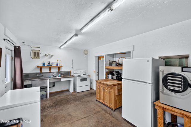 9831 W Hamaker RD, Coeur D'alene, ID 83814