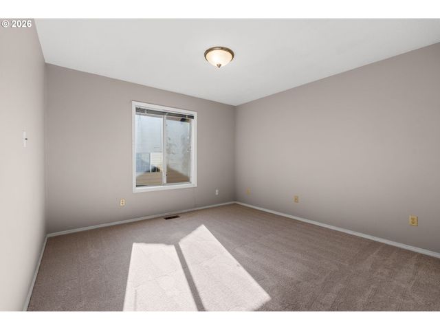 16013 Ne 26TH St, Vancouver, WA 98684