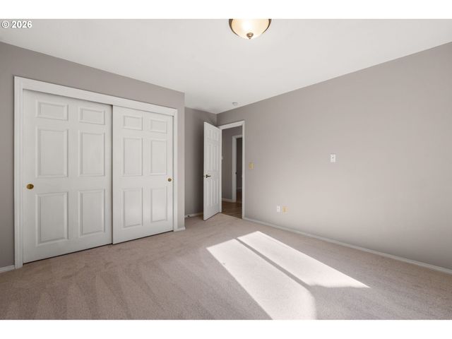 16013 Ne 26TH St, Vancouver, WA 98684