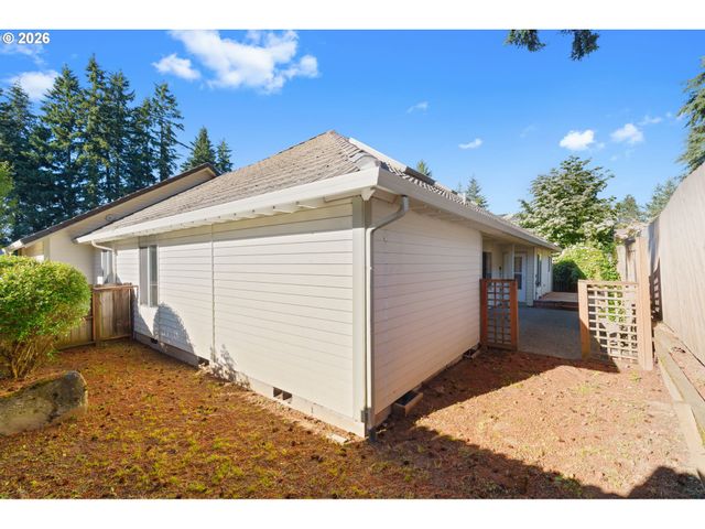 16013 Ne 26TH St, Vancouver, WA 98684
