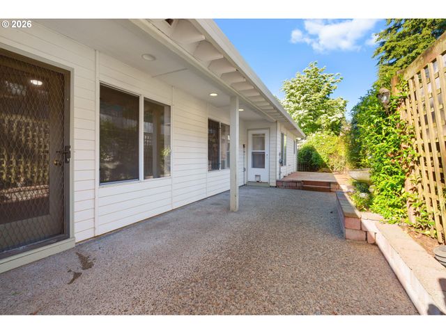 16013 Ne 26TH St, Vancouver, WA 98684