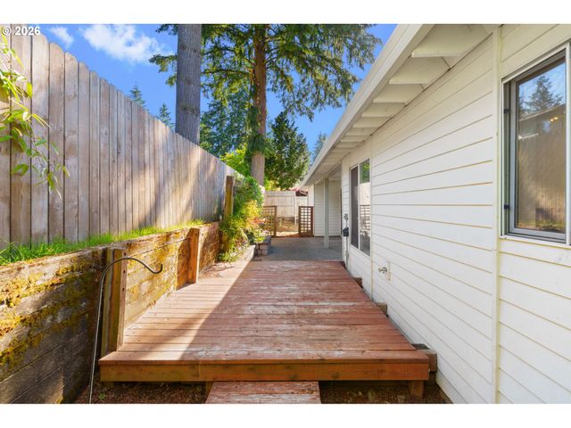 16013 Ne 26TH St, Vancouver, WA 98684