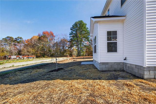 2515 Deal's Creek CT, Chesapeake, VA 23323