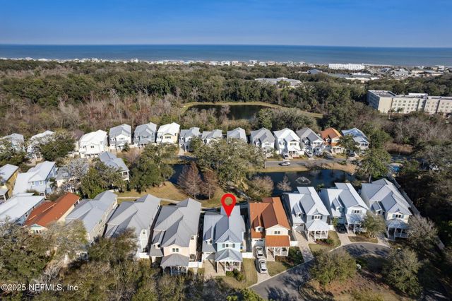 1981 AMELIA OAKS Drive, Fernandina Beach, FL 32034