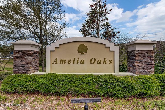 1981 AMELIA OAKS Drive, Fernandina Beach, FL 32034
