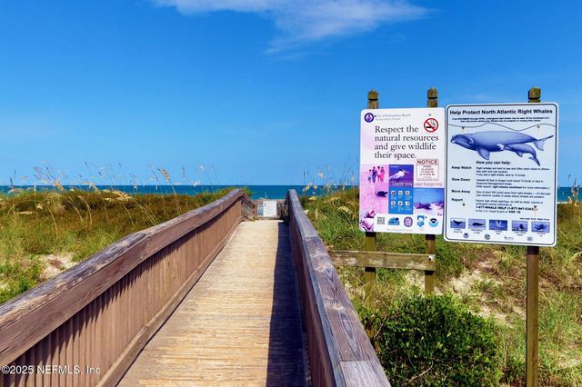 1981 AMELIA OAKS Drive, Fernandina Beach, FL 32034