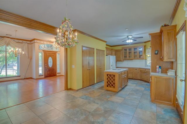 821 Leisure Drive, Midwest City, OK 73110