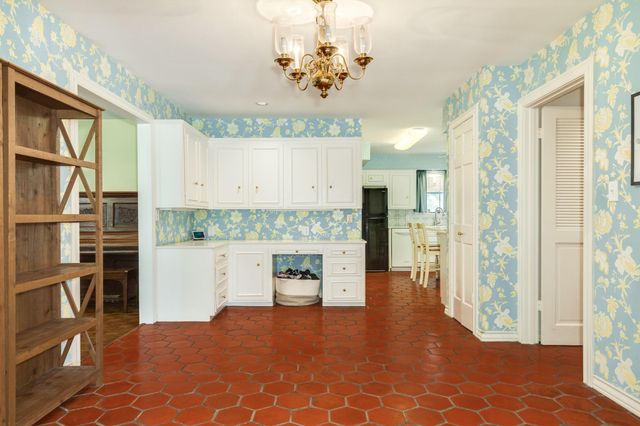 110 Sequoia, Lake Jackson, TX 77566