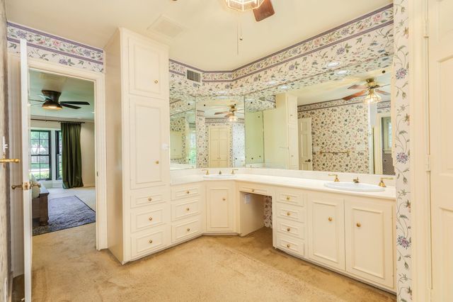 110 Sequoia, Lake Jackson, TX 77566
