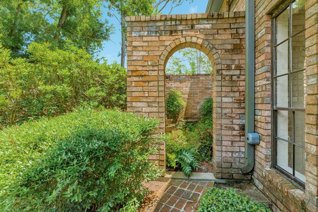 110 Sequoia, Lake Jackson, TX 77566