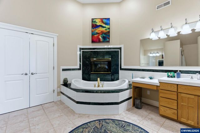 462 Shannon Dr NW, Albany, OR 97321