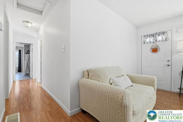 102 Longshore Circle, Smithfield Twp, PA 18302