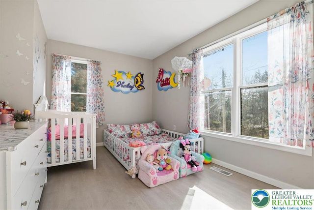 102 Longshore Circle, Smithfield Twp, PA 18302