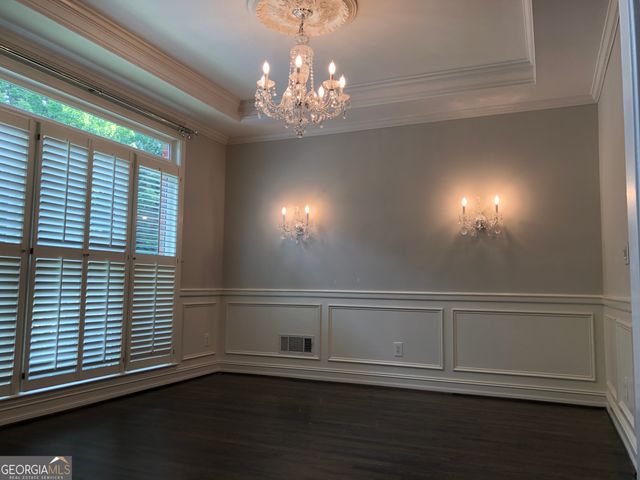 2242 Lenox Walk NE, Brookhaven, GA 30319