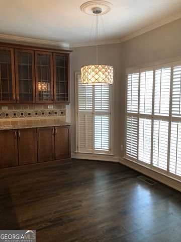 2242 Lenox Walk NE, Brookhaven, GA 30319