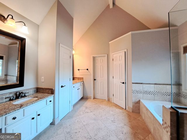 2242 Lenox Walk NE, Brookhaven, GA 30319