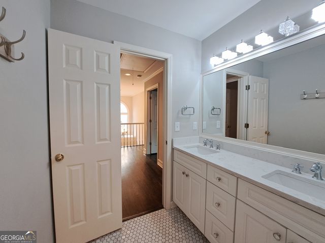 2242 Lenox Walk NE, Brookhaven, GA 30319