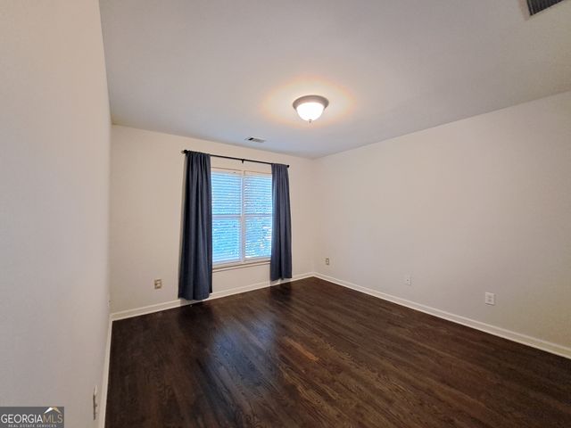 2242 Lenox Walk NE, Brookhaven, GA 30319
