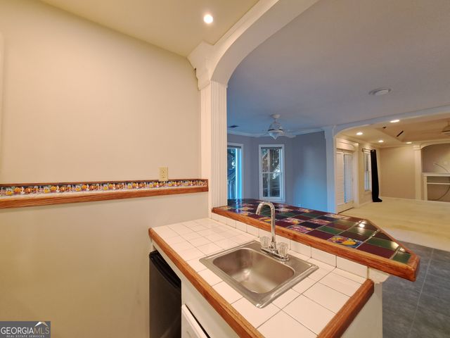 2242 Lenox Walk NE, Brookhaven, GA 30319