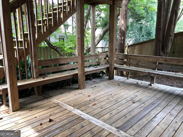 2242 Lenox Walk NE, Brookhaven, GA 30319