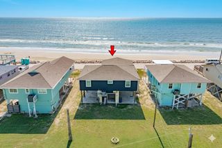 210 Beach Drive, Surfside Beach, TX 77541