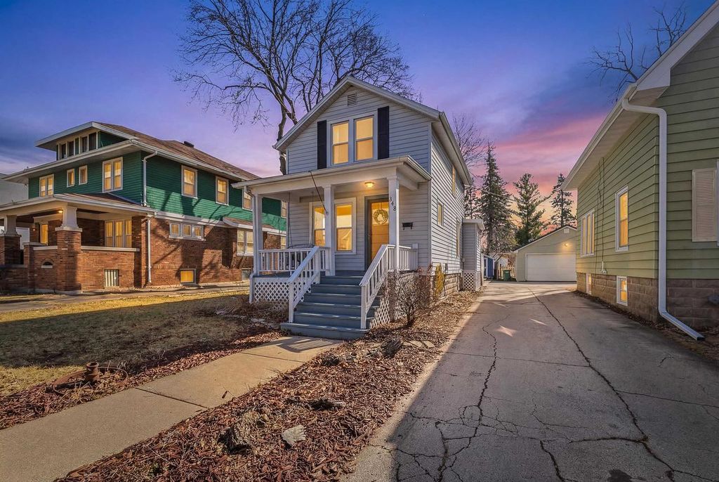 348 E 2ND STREET, Fond Du Lac, WI 54935
