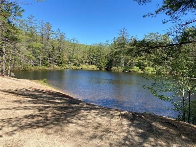 130 Kinsman Road, Grafton, NH 03240