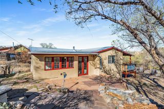 28 Backroad, Cerrillos, NM 87010
