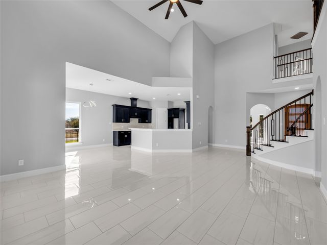 2900 Terrytown Drive, Ennis, TX 75119