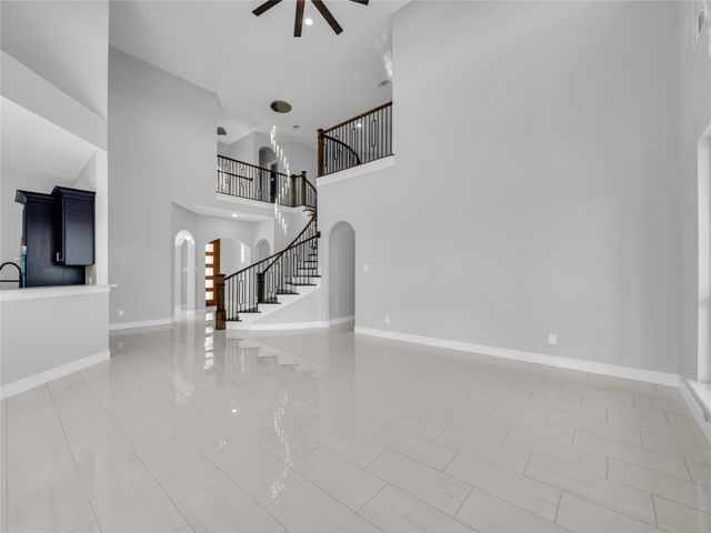 2900 Terrytown Drive, Ennis, TX 75119