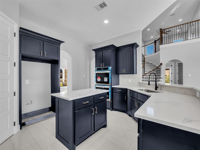 2900 Terrytown Drive, Ennis, TX 75119