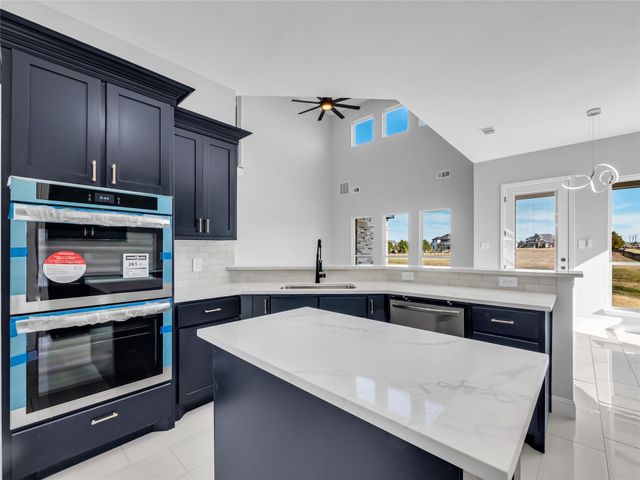 2900 Terrytown Drive, Ennis, TX 75119