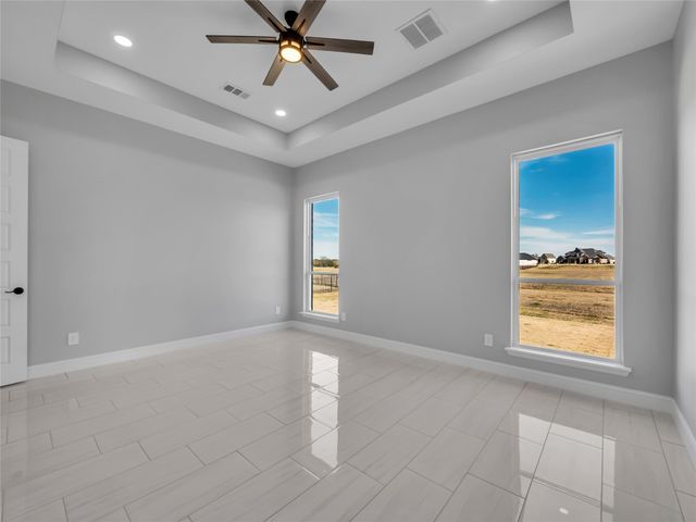 2900 Terrytown Drive, Ennis, TX 75119