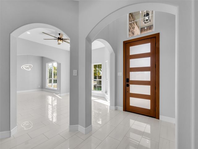 2900 Terrytown Drive, Ennis, TX 75119