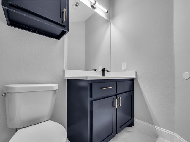 2900 Terrytown Drive, Ennis, TX 75119