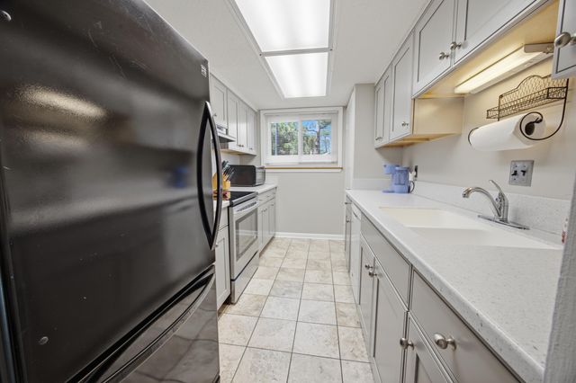 940 E Highway 98 23, Destin, FL 32541