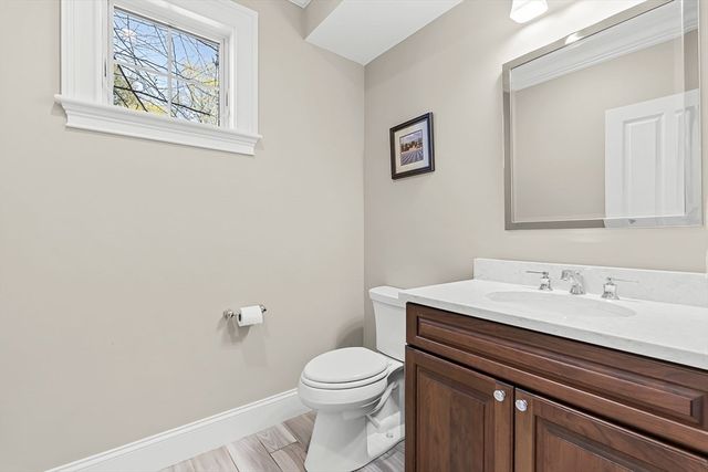 15 York Road, Winchester, MA 01890
