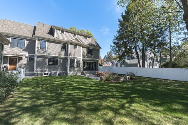15 York Road, Winchester, MA 01890