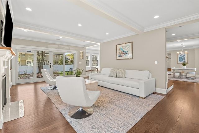 15 York Road, Winchester, MA 01890
