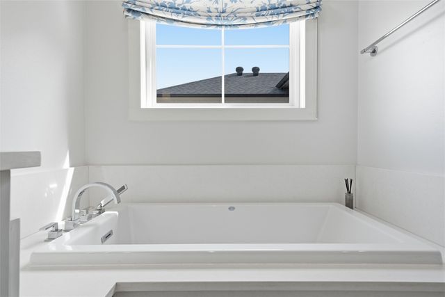 17001 Escondida Court, Woodway, TX 76712