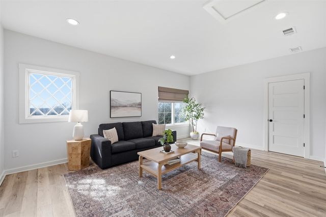 17001 Escondida Court, Woodway, TX 76712